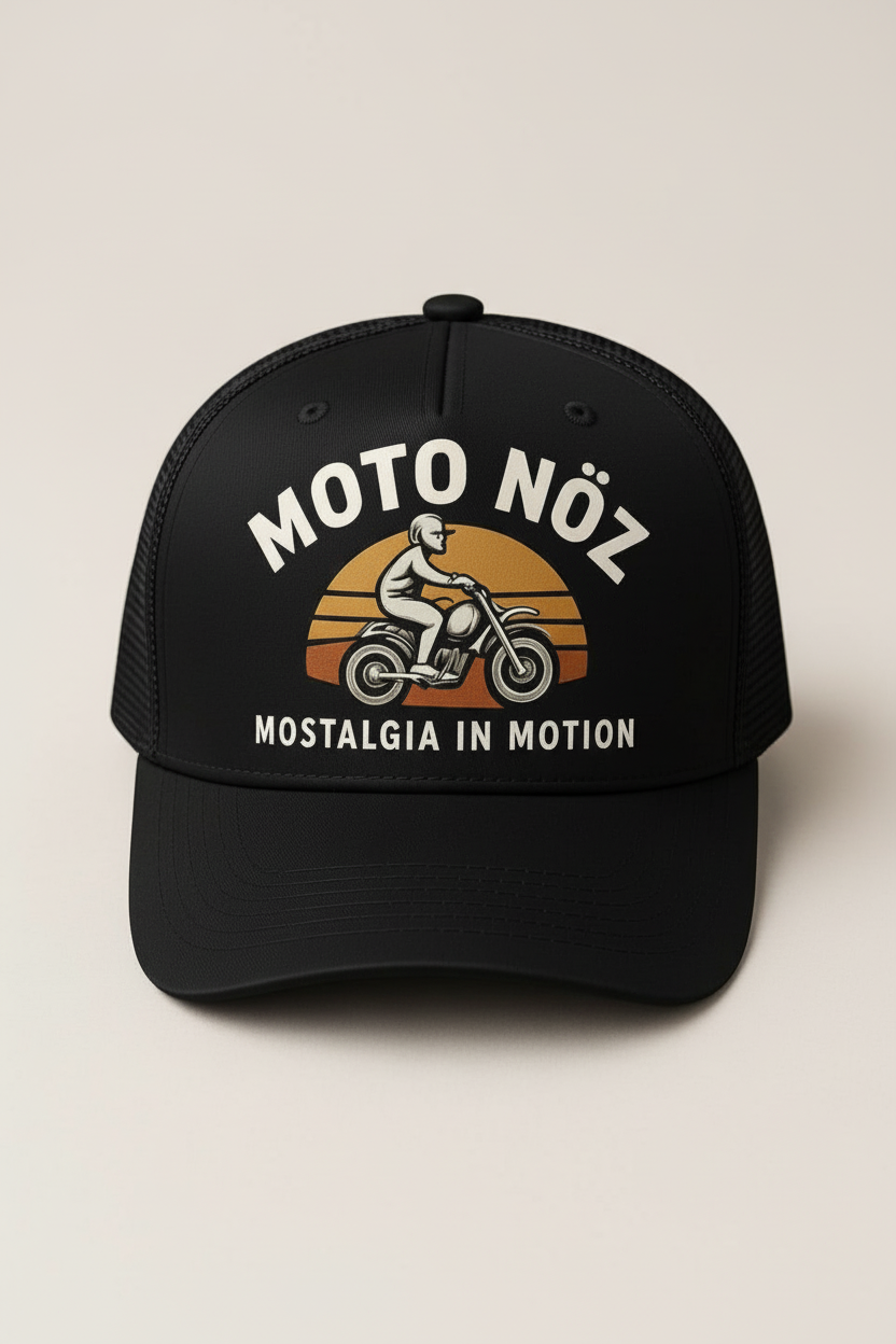 MOTO NÖZ cap with lighter neutral background
